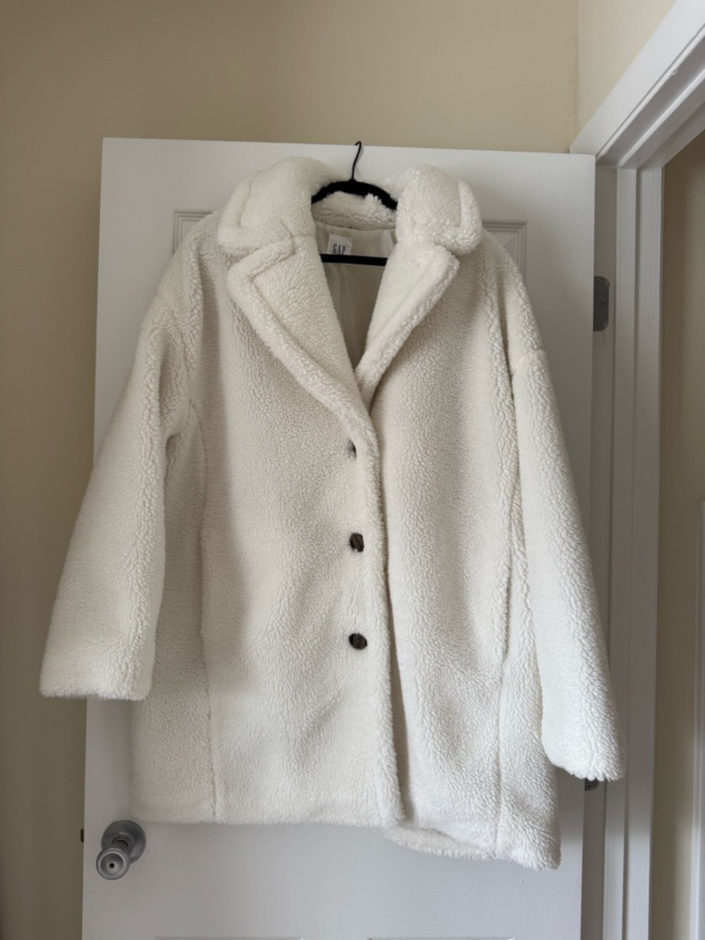 Cozy Cream Sherpa Coat – Classic Button Front (GAP)